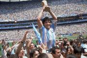 La Presidencia de la Nación decretó tres días de duelo nacional por la muerte de Diego Armando Maradona