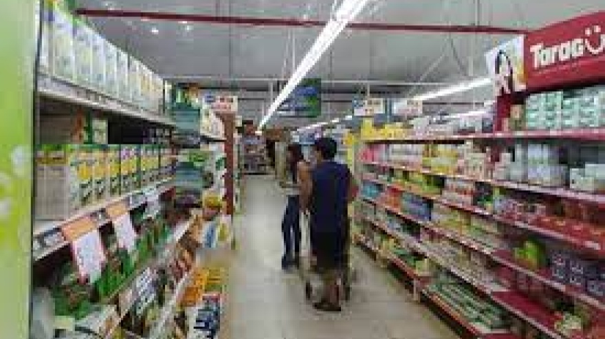 Día del Empleado de Comercio: por qué se celebra y la razón por la que no abren los supermercados